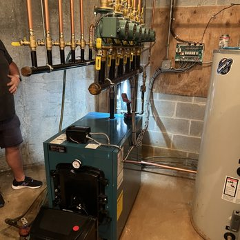 Multi-zone heating manifold installation